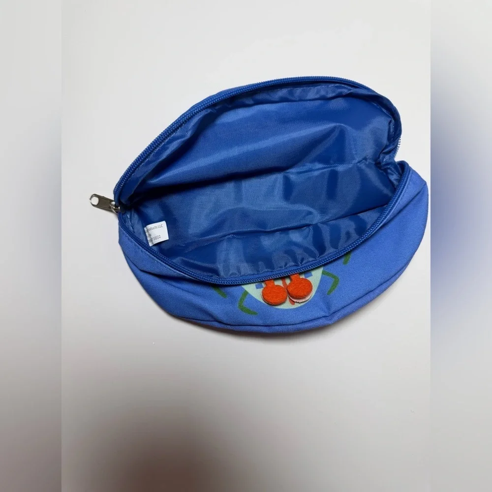 Kids 9” Fanny Pack Hip Waist Blue w/ Beetle, yellow adjustable strap theme park